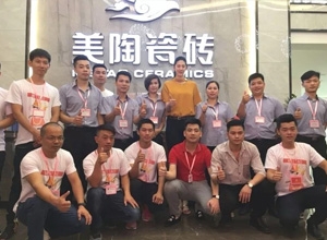 【中国女排晋江行】不得了！好色先生TVAPP携手女排薛明见证旗舰级大店诞生！